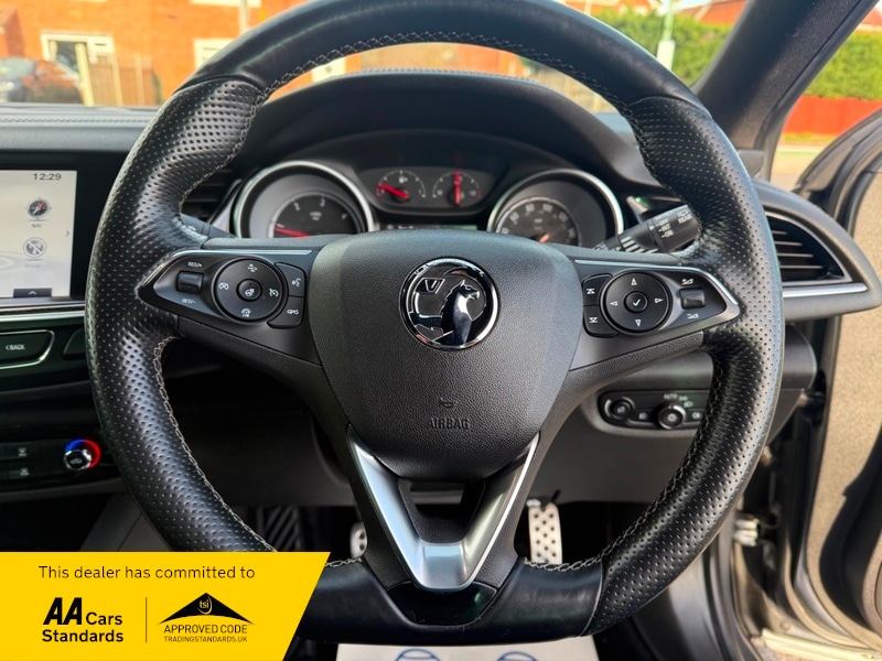 Used Vauxhall Insignia 2017 for sale - 77264122: Photo 11