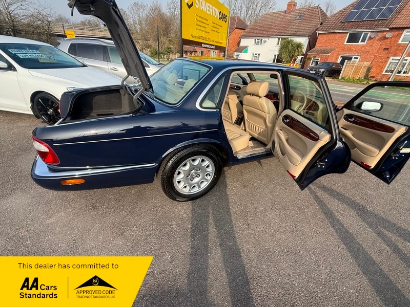Used Jaguar XJ 1998 for sale - 77976878: Photo 25