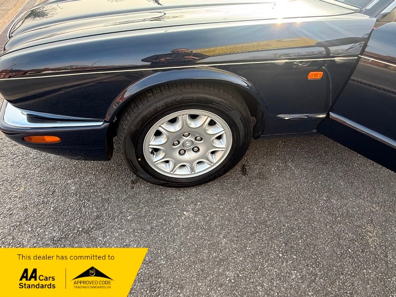 Used Jaguar XJ 1998 for sale - 77976878: Photo 27