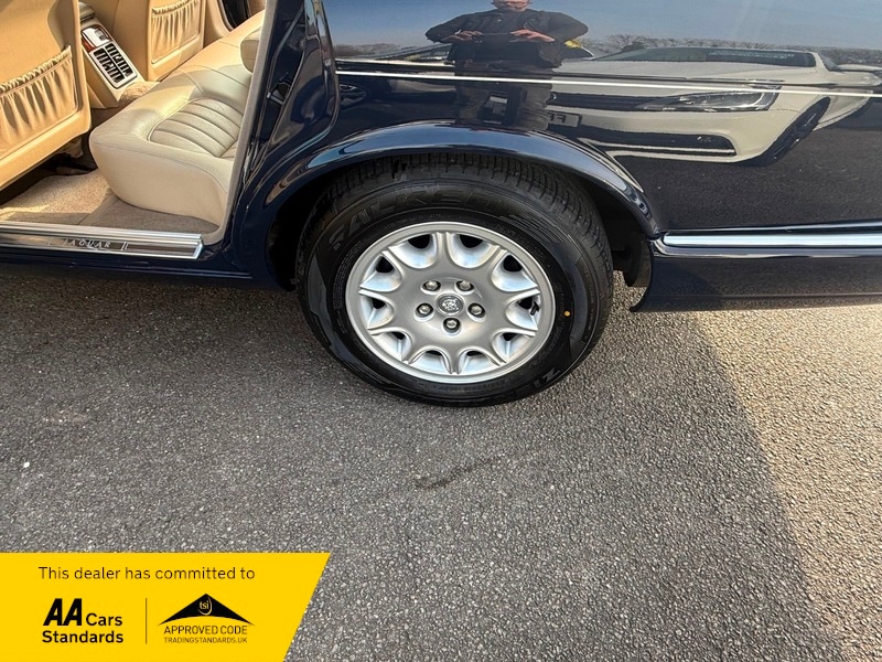 Used Jaguar XJ 1998 for sale - 77976878: Photo 28