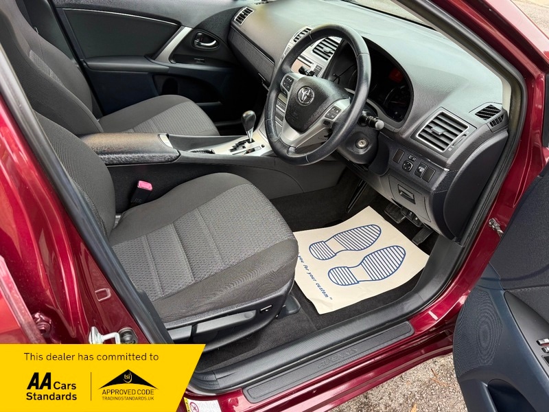 Used Toyota Avensis 2012 for sale - 76884549: Photo 7