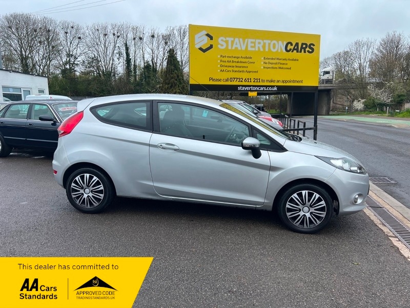 Used Ford Fiesta 2011 for sale - 78045240: Photo 9