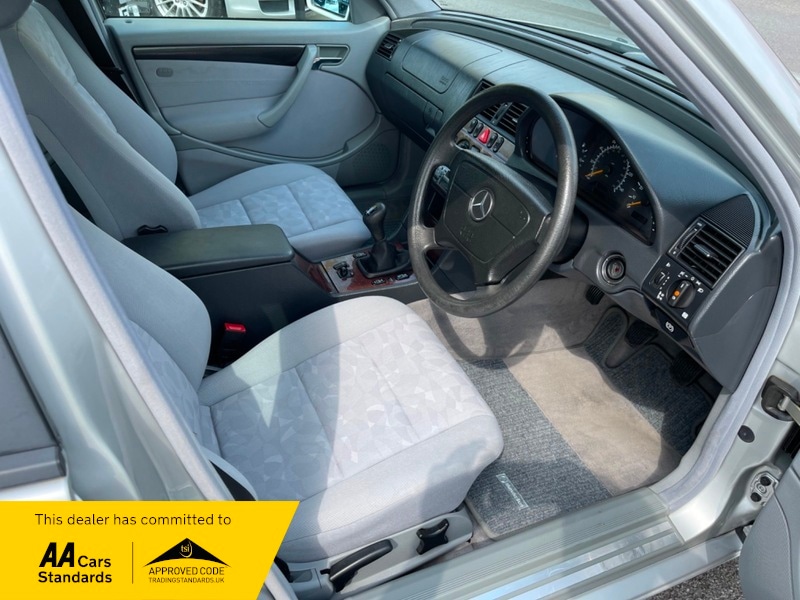 Used Mercedes-Benz C Class 1999 for sale - 77477933: Photo 9