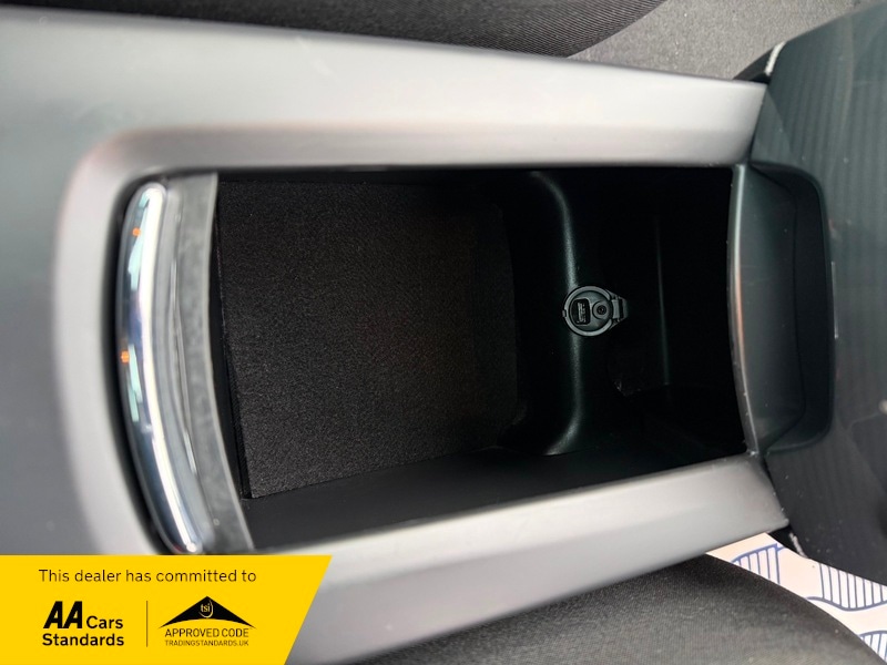 Used Peugeot 5008 2015 for sale - 76686856: Photo 18