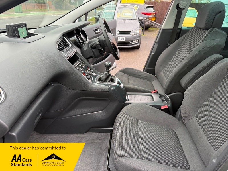 Used Peugeot 5008 2015 for sale - 76686856: Photo 21