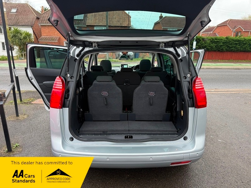 Used Peugeot 5008 2015 for sale - 76686856: Photo 24