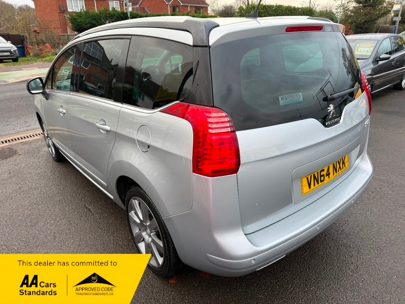 Used Peugeot 5008 2015 for sale - 76686856: Photo 6