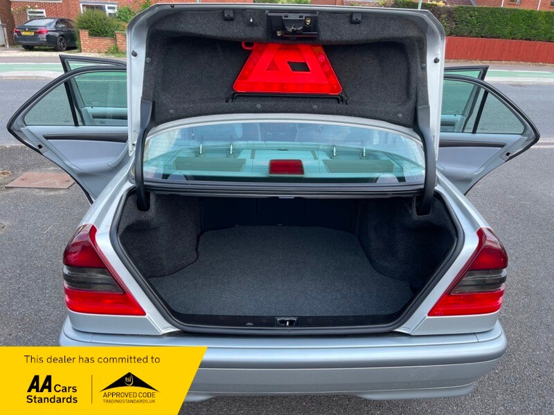 Used Mercedes-Benz C Class 1999 for sale - 77118277: Photo 18