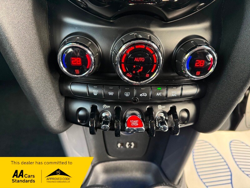 Used MINI One 2017 for sale - 76376420: Photo 13