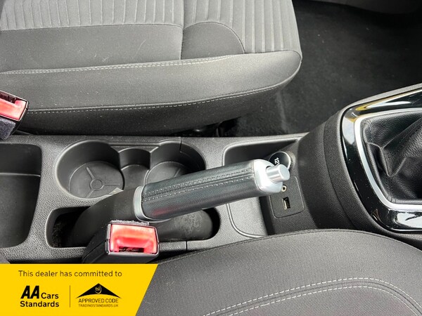 Used Ford Fiesta 2014 for sale - 76224175: Photo 11