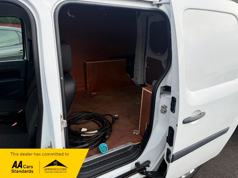 Used Renault Kangoo 2013 for sale - 76725253: Photo 5