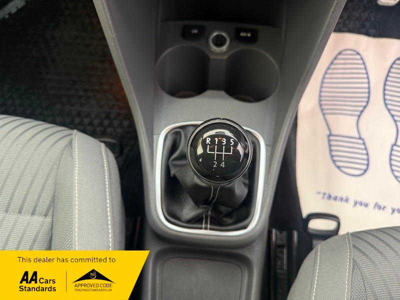 Used Volkswagen Polo 2014 for sale - 77547945: Photo 10