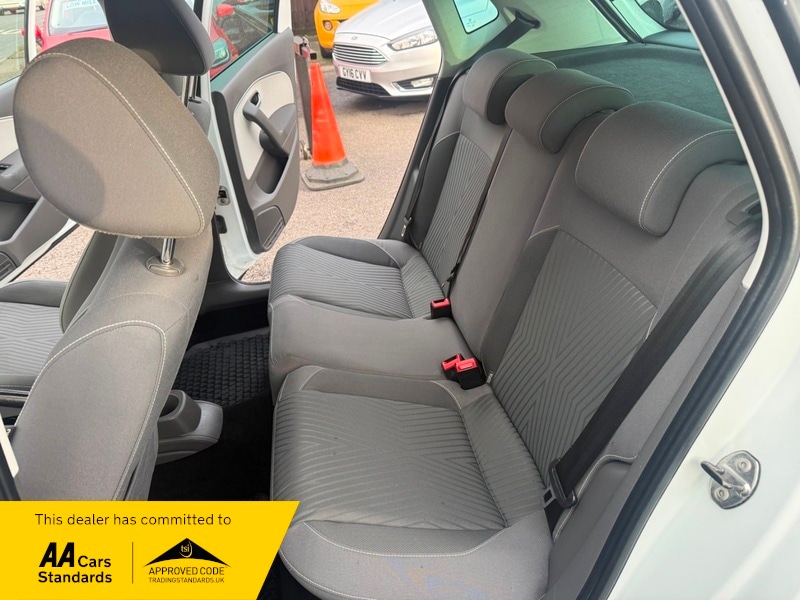 Used Volkswagen Polo 2014 for sale - 77547945: Photo 14