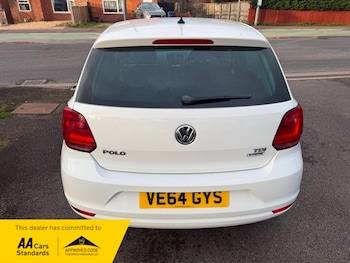 Used Volkswagen Polo 2014 for sale - 77547945: Photo