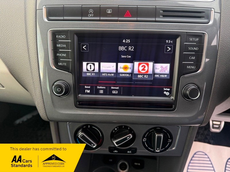 Used Volkswagen Polo 2014 for sale - 77547945: Photo 9