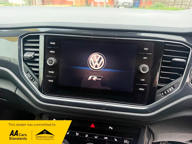 Used Volkswagen T-Roc 2018 for sale - 76699101: Photo 11
