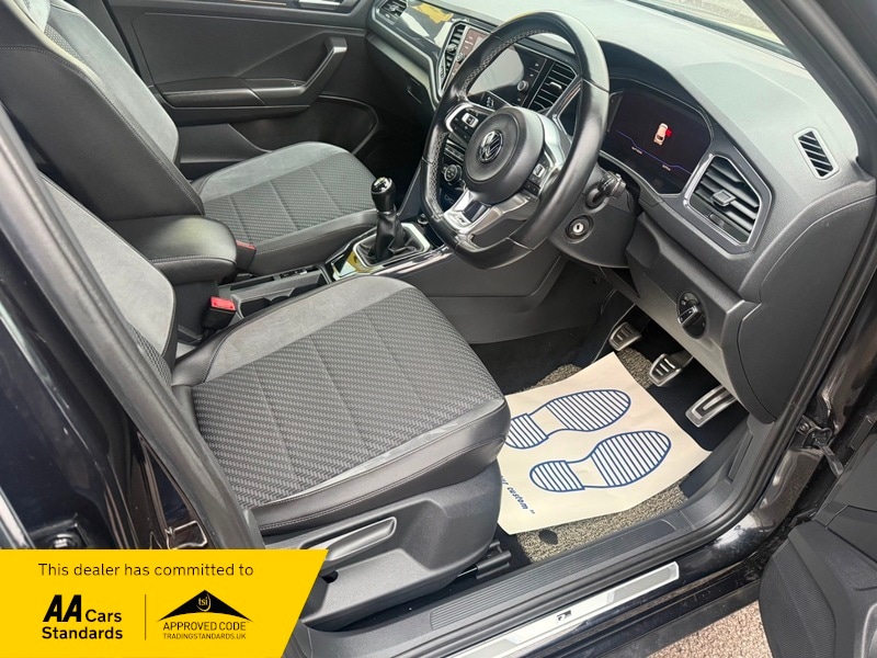 Used Volkswagen T-Roc 2018 for sale - 76699101: Photo 8