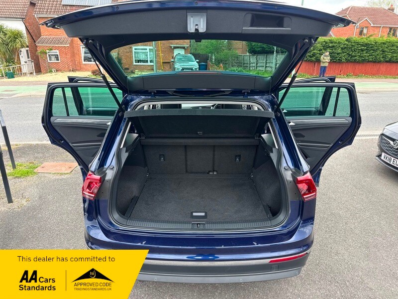 Used Volkswagen Tiguan 2018 for sale - 78097633: Photo 20