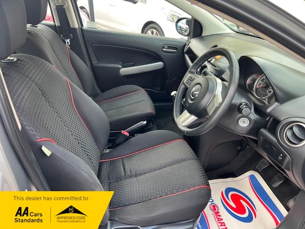Used Mazda Mazda2 2011 for sale - 76211019: Photo 10