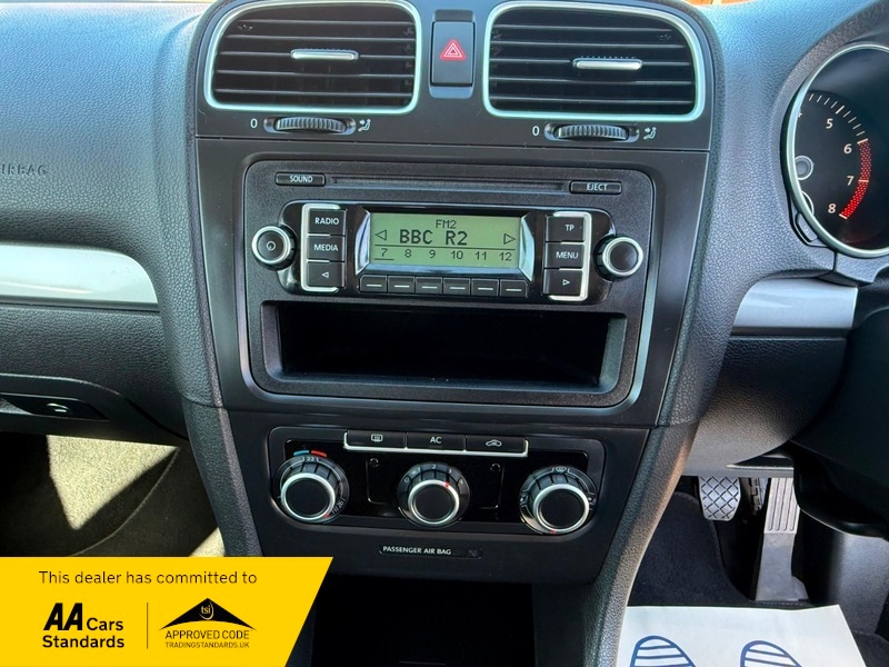 Used Volkswagen Golf 2010 for sale - 77920959: Photo 10