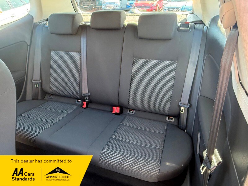 Used Volkswagen Golf 2010 for sale - 77920959: Photo 14