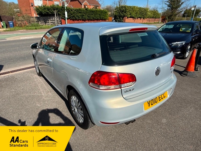 Used Volkswagen Golf 2010 for sale - 77920959: Photo 6