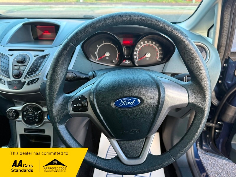 Used Ford Fiesta 2011 for sale - 76740930: Photo 9