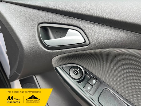 Used Ford Focus 2012 for sale - 76224178: Photo 13