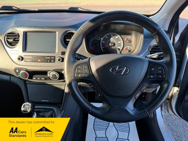 Used Hyundai i10 2019 for sale - 74066254: Photo 11