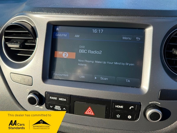 Used Hyundai i10 2019 for sale - 74066254: Photo 12