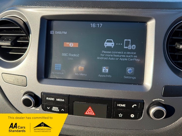 Used Hyundai i10 2019 for sale - 74066254: Photo 14
