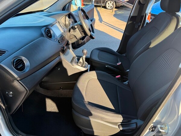 Used Hyundai i10 2019 for sale - 74066254: Photo 18
