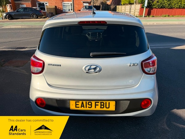 Used Hyundai i10 2019 for sale - 74066254: Photo 6