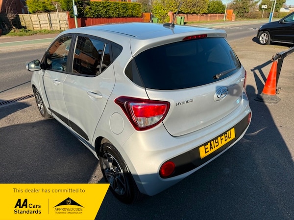 Used Hyundai i10 2019 for sale - 74066254: Photo 7