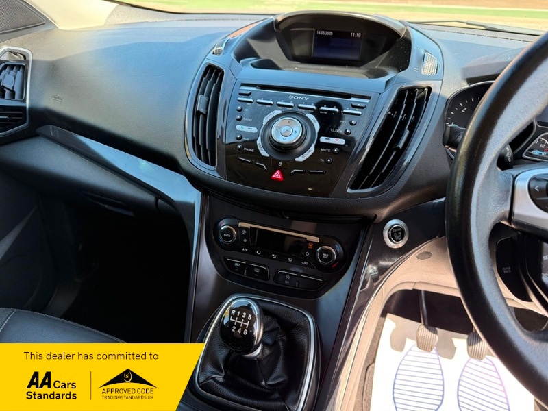 Used Ford Kuga 2015 for sale - 76470734: Photo 11