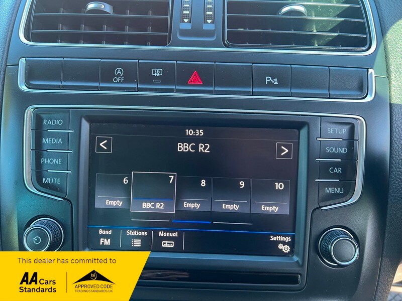 Used Volkswagen Polo 2017 for sale - 76570738: Photo 14