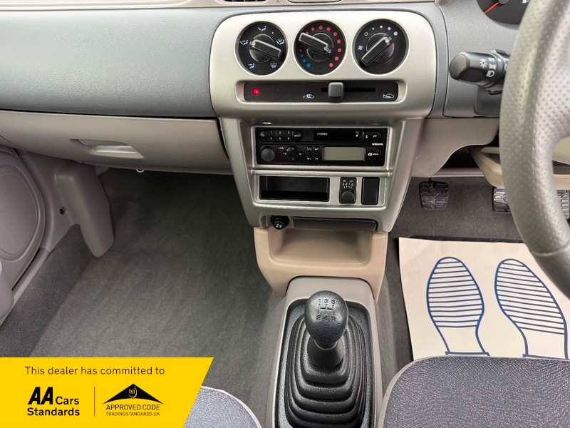 Used Nissan Micra 2000 for sale - 76407207: Photo 11