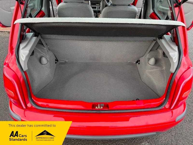 Used Nissan Micra 2000 for sale - 76407207: Photo 17