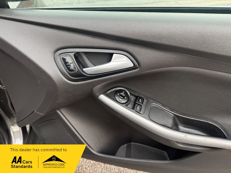 Used Ford Focus 2016 for sale - 76896657: Photo 11