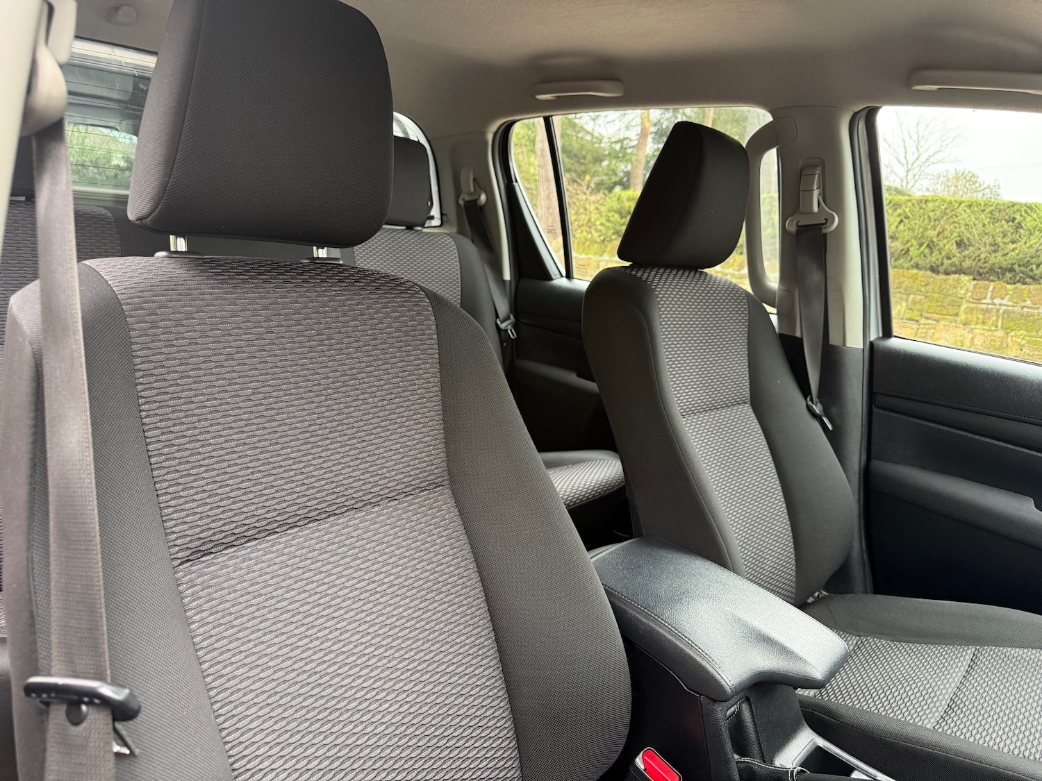 Used Toyota Hilux for sale - 78062564: Photo 22