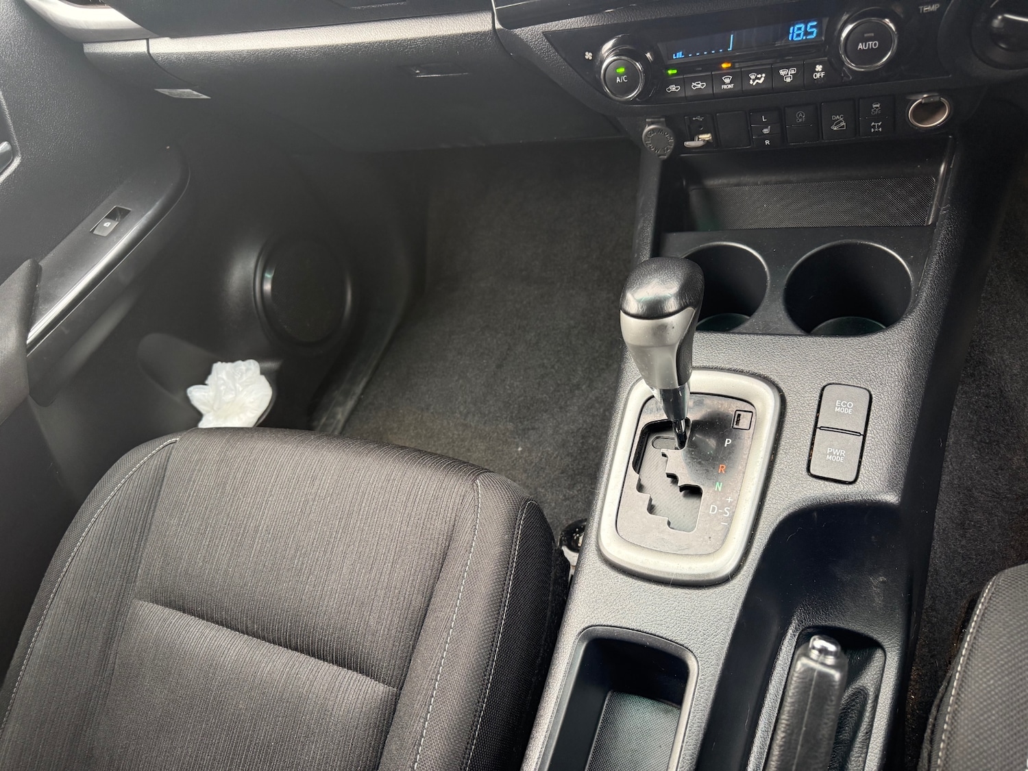 Used Toyota Hilux 2021 for sale - 78057240: Photo 23