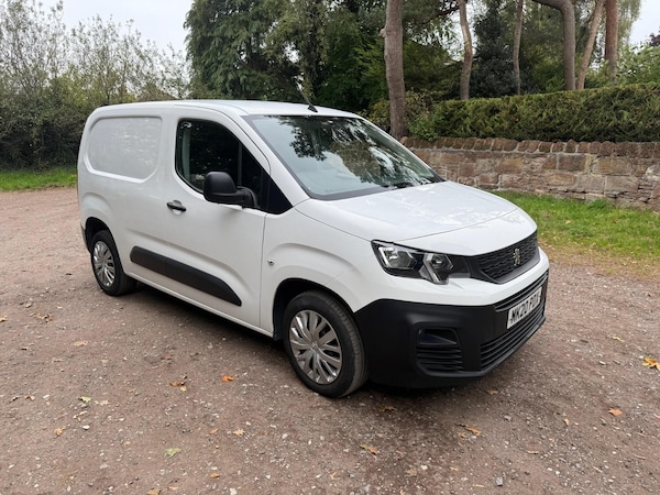 Used Peugeot Partner 2020 for sale - 76108692: Photo 1