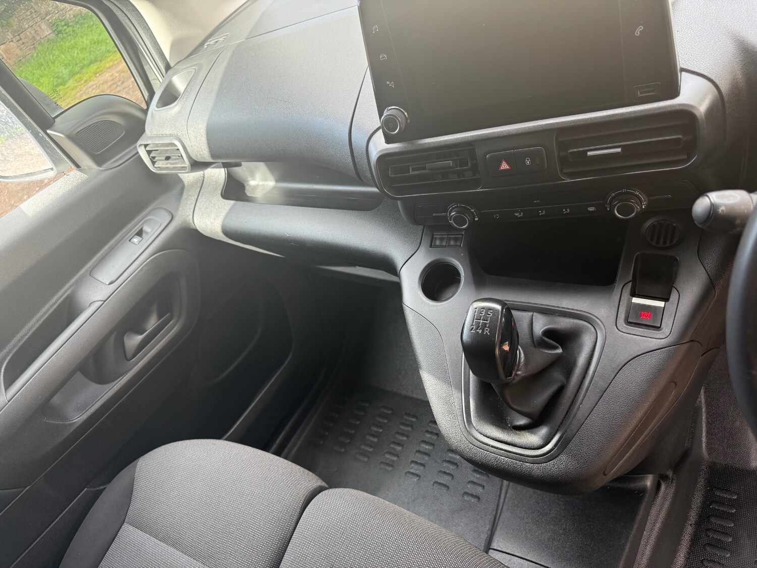 Used Peugeot Partner 2019 for sale - 78180027: Photo 10