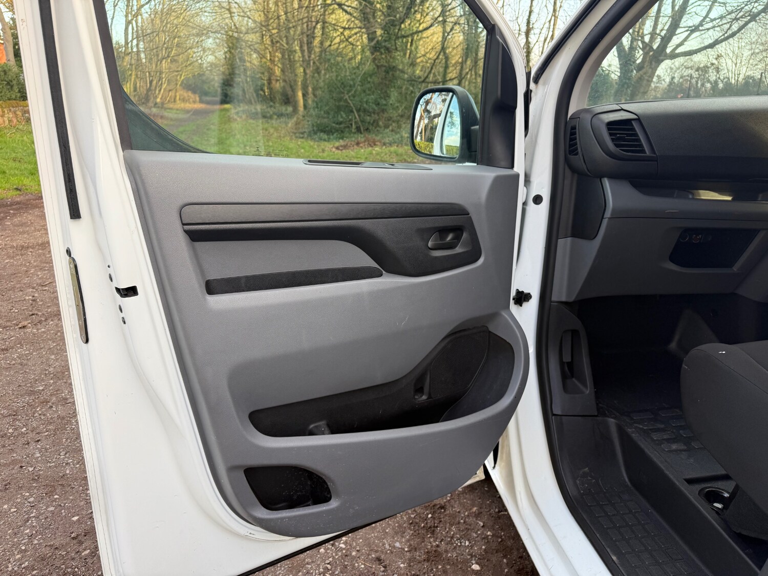 Used Vauxhall Vivaro 2022 for sale - 78063127: Photo 11