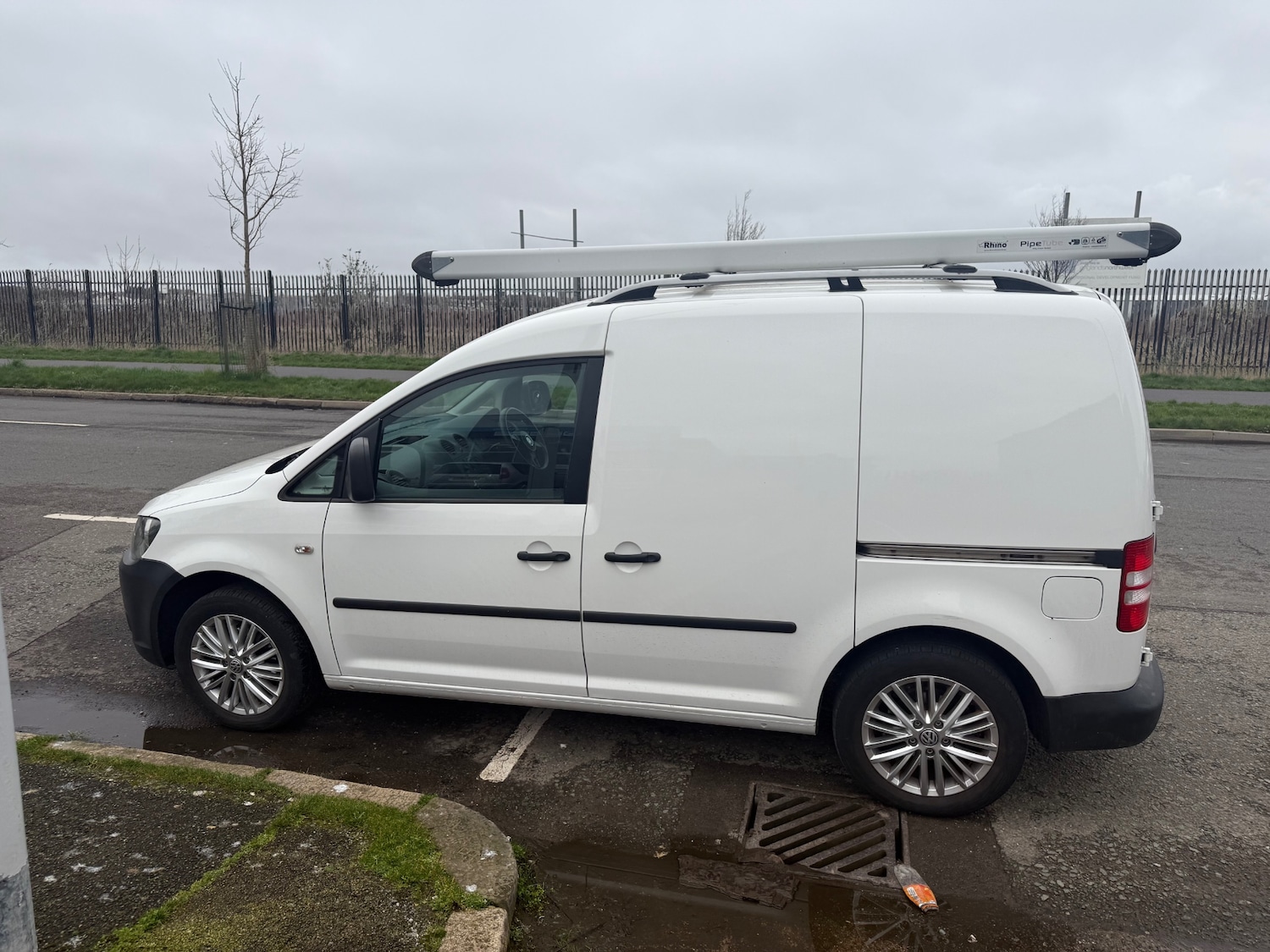 Used Volkswagen Caddy 2013 for sale - 78057280: Photo 2