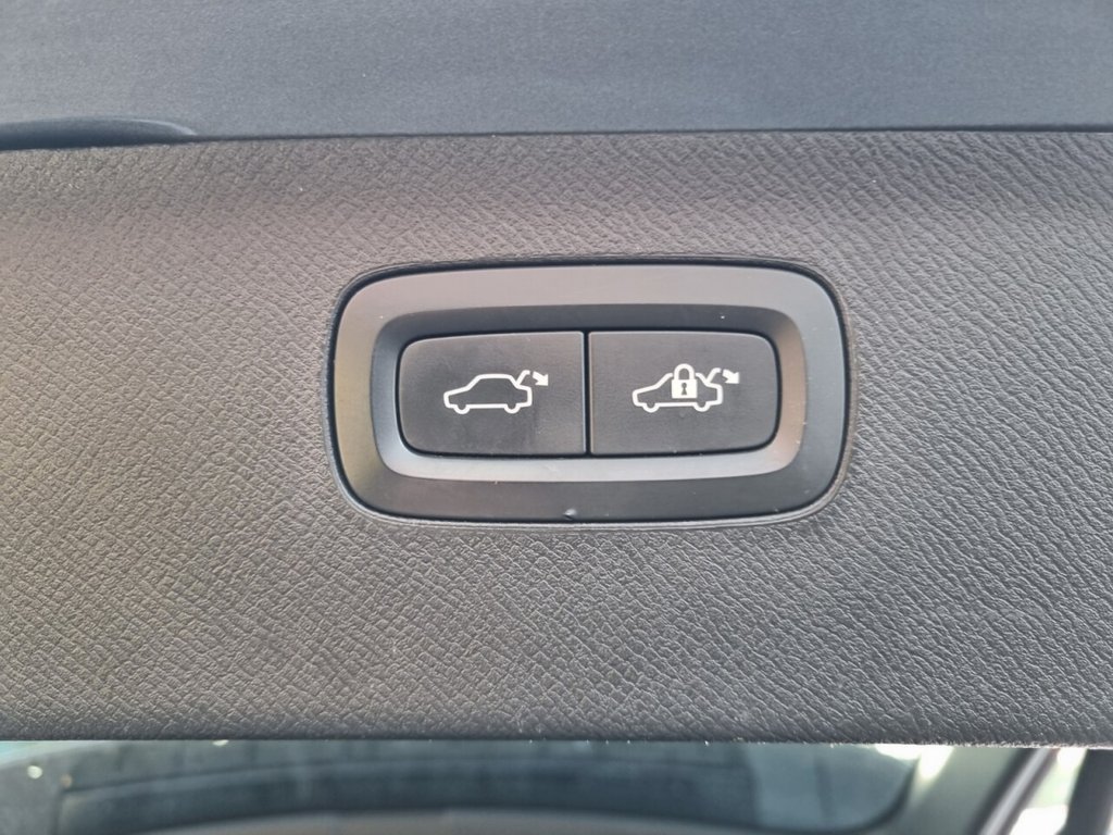 Used Volvo XC90 2017 for sale - 77133516: Photo 5