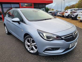 2018 (18) - 1.4i SRi Hatchback 5dr Petrol Manual Euro 6 (100 ps)