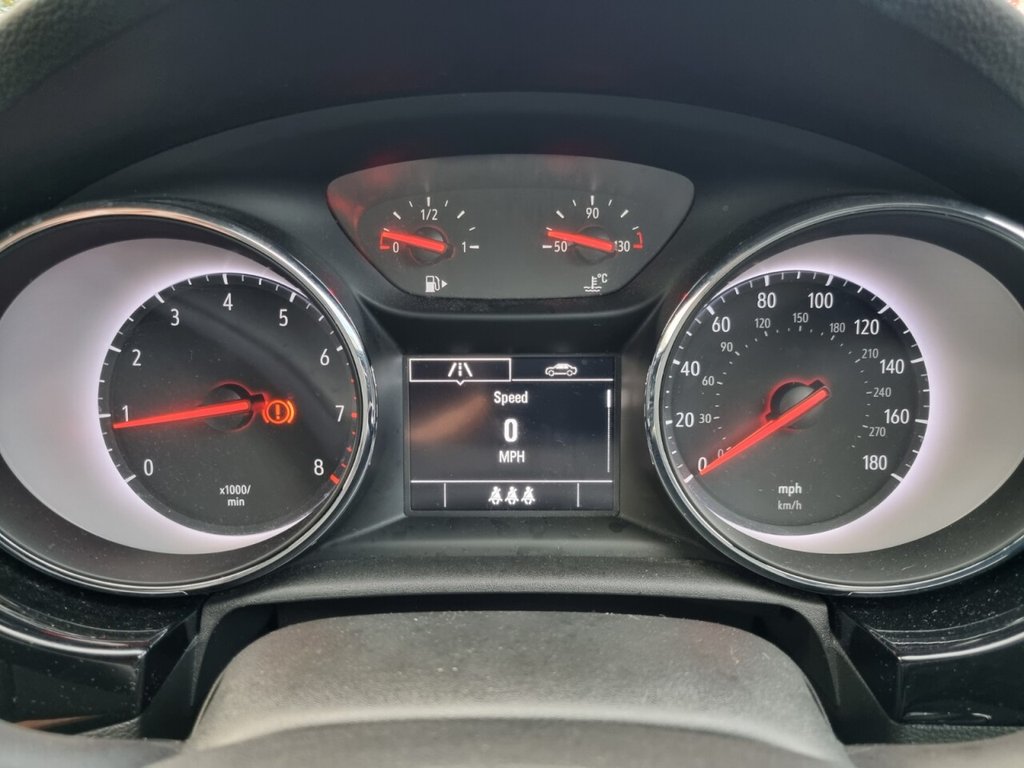 Used Vauxhall Astra 2018 for sale - 76345455: Photo 3