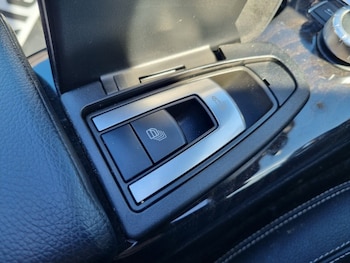 Used Mercedes-Benz SLC 2016 for sale - 78444977: Photo