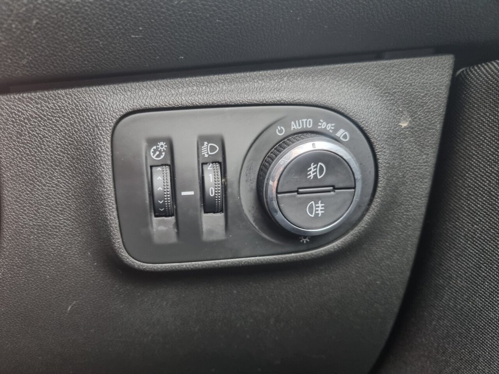 Used Vauxhall Corsa 2018 for sale - 76570485: Photo 25